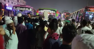 আওয়ামী লীগ নিষিদ্ধের দাবিতে গাজীপুরে ঢাকা-ময়মনসিংহ অবরোধ